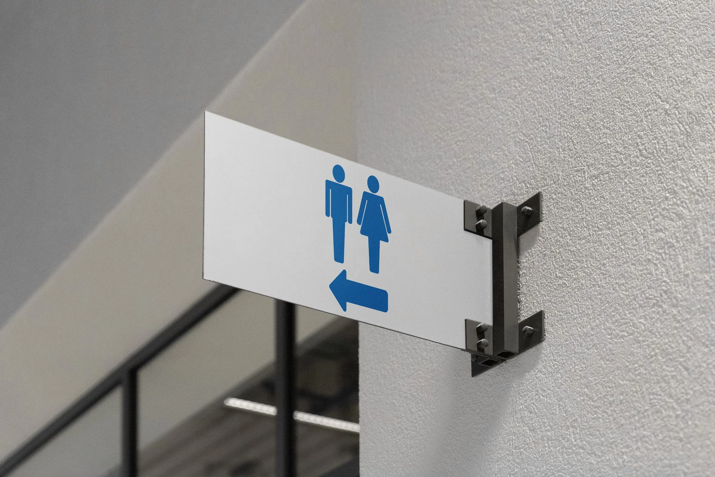 Wegwijsbord naar de toiletten